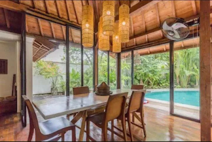 5 Bedroom Villa Furnished for Monthly Rent in Umalas, 5-bed villa for rent in North Bali – photo 4 of 15