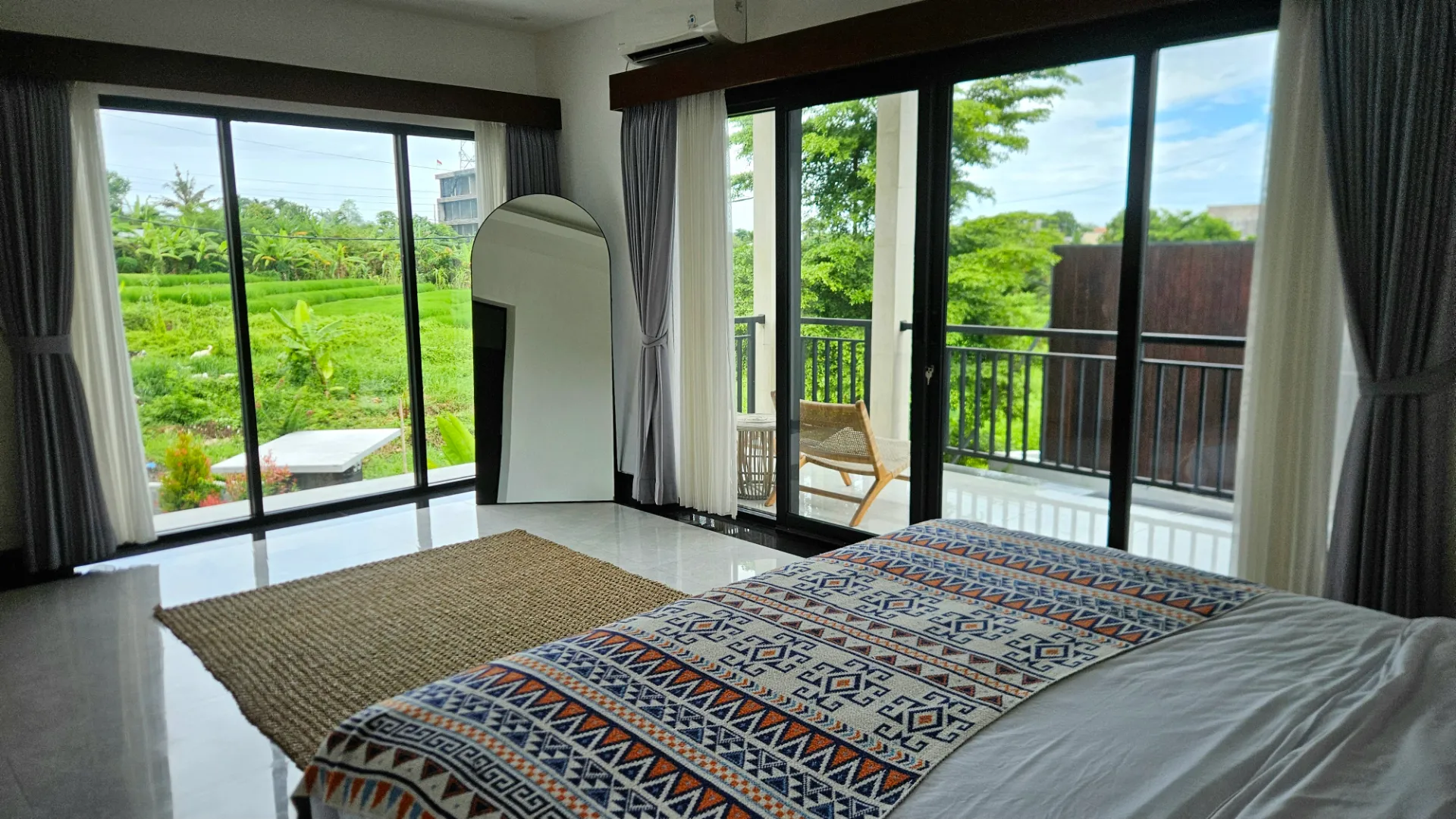 4 Bedroom Villa - Pererenan (Jl. Sempol) - 7 mins to the beach., 4-bed villa for rent in Pererenan – photo 4 of 12