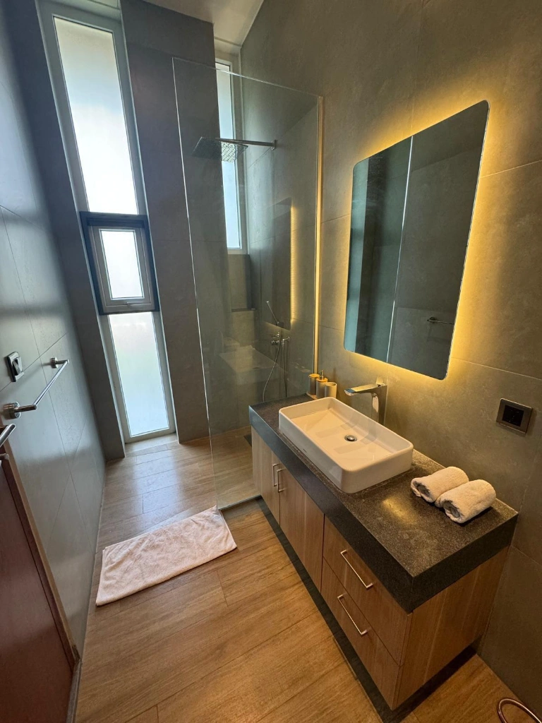 Sheba Residence – Ultra Luxury 4+1BR Big Garden Big Pool Designer Villa, 5-bed villa for rent in Canggu – photo 5 of 15