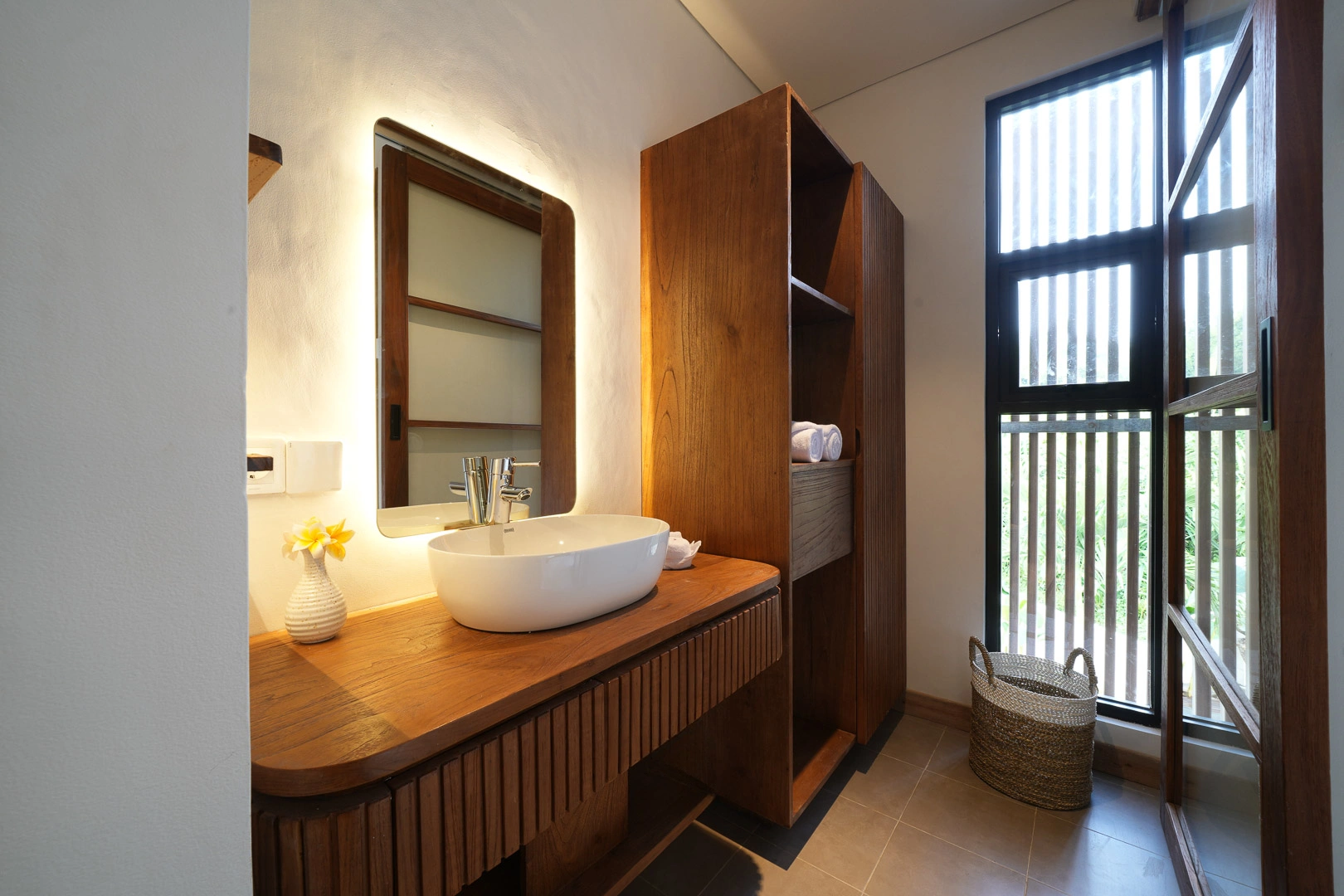 Chindaga Loft Villa Bali (unit 4), 1-bed villa for rent in Canggu – photo 5 of 10