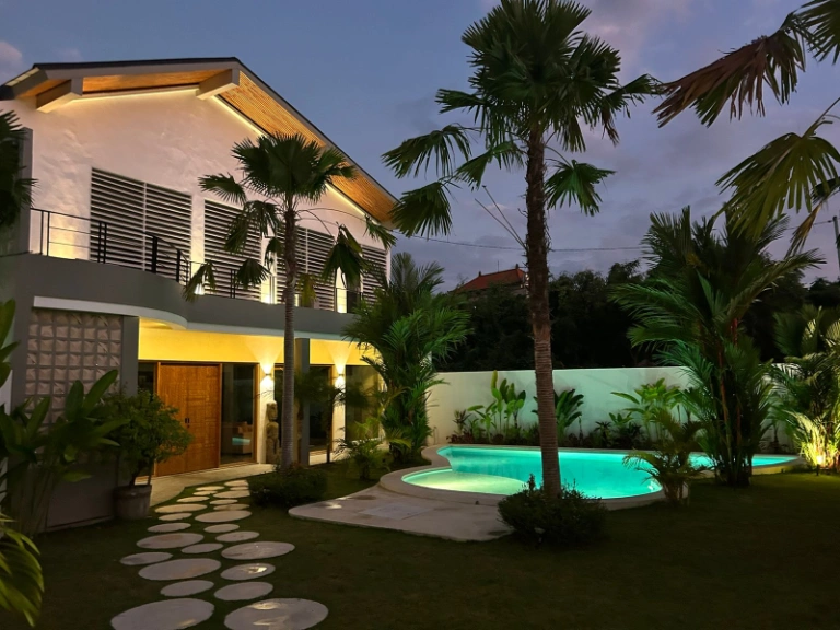 3BR Villa with Expansive Tropical Garden in Buduk, 3-bed villa for rent in Pererenan – photo 10 of 10