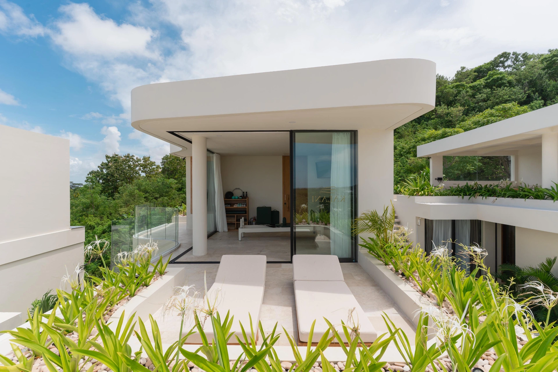 Villa Kalani Soul & Spirit - Zen Aesthetic 3BR Villa with Sauna & Reformer, 3-bed villa for rent in Uluwatu – photo 2 of 15