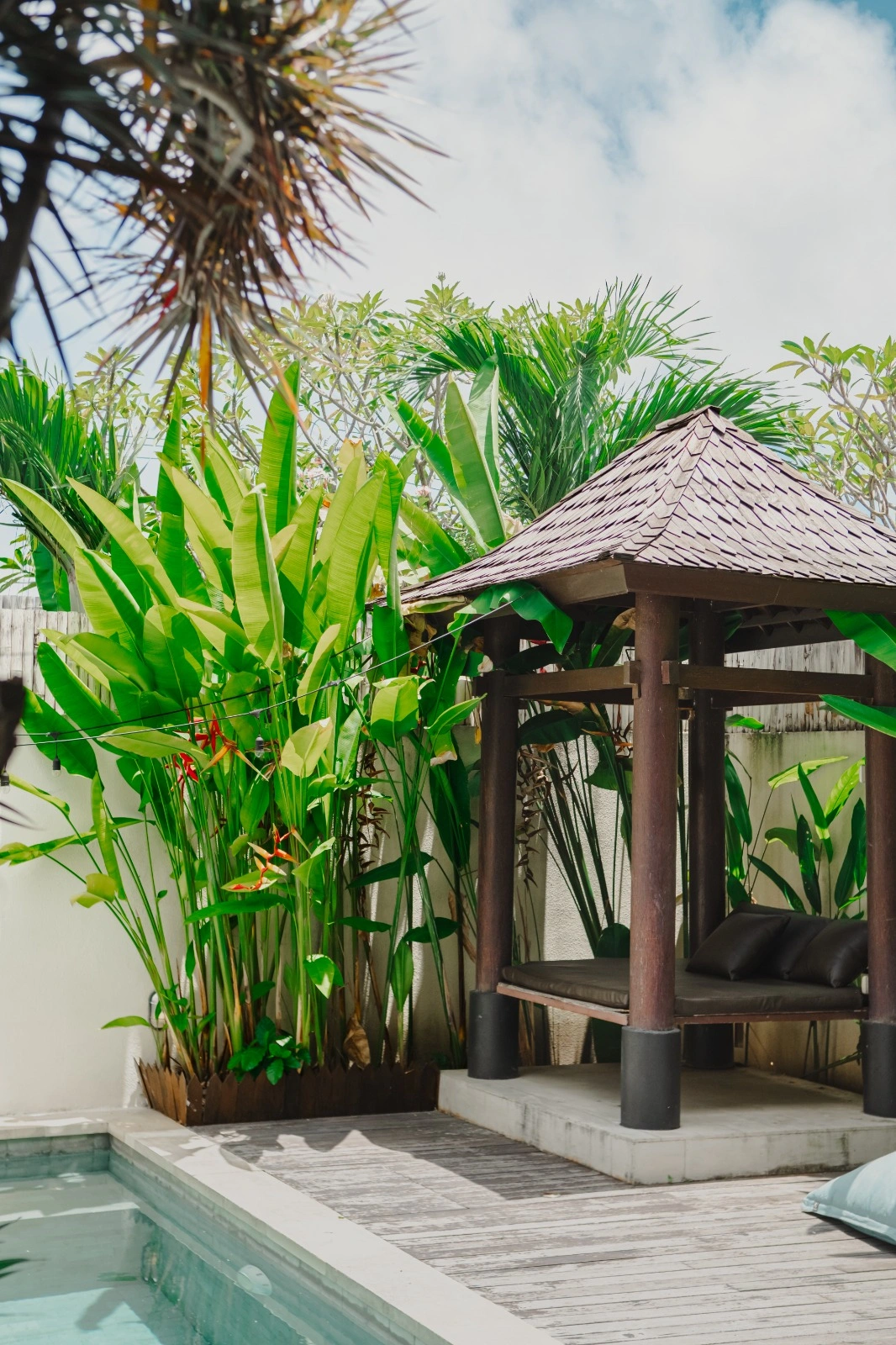 Monthly Rent Villa 3 Bedroom (Kerobokan) By Nami Bali, 3-bed villa for rent in Canggu – photo 2 of 12