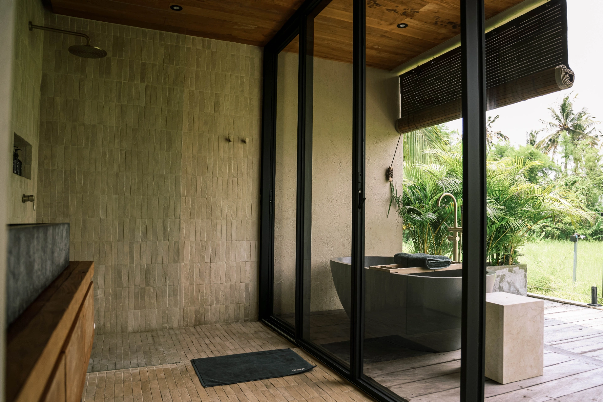 Boutique 3-Bedroom Villa Near Nuanu, 3-bed villa for rent in Seseh – photo 12 of 15