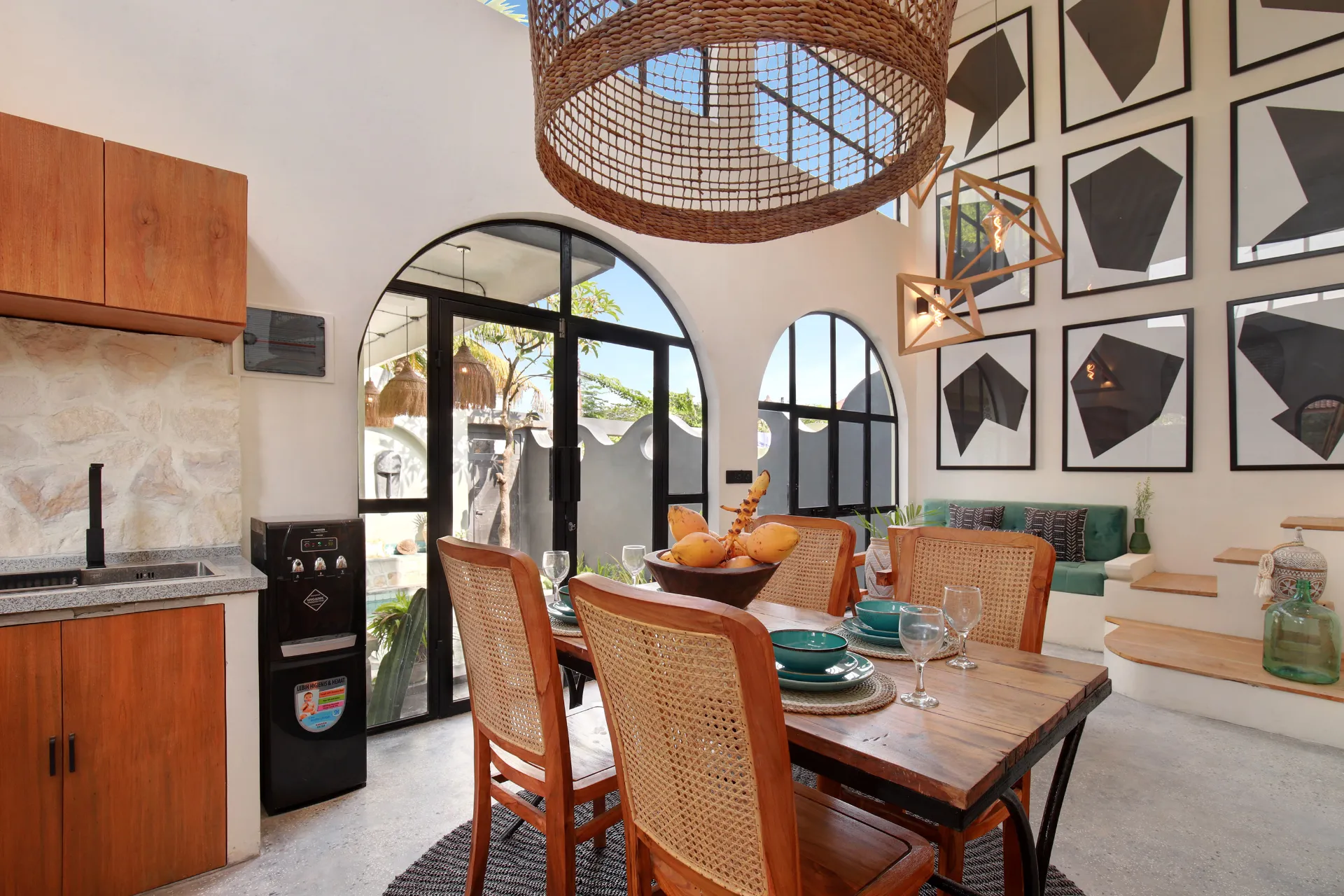 Seminyak 2BR Private Villa with Loft, Pool & Roof Deck Jl Intan Permai Kerobkan, 2-bed villa for rent in Seminyak – photo 15 of 15
