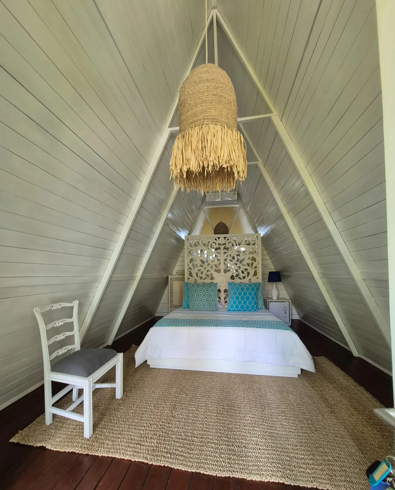 6 Bedrooms Modern Joglo & Bungalow Villa – Pererenan / Canggu, 6-bed villa for rent in Canggu – photo 12 of 15