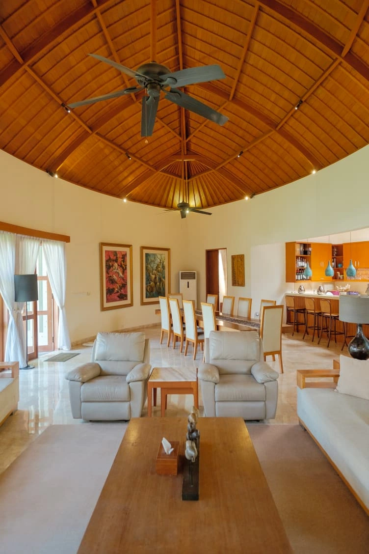 Villa for Rent in Umalas Bali, 4-bed villa for rent in Canggu – photo 3 of 15
