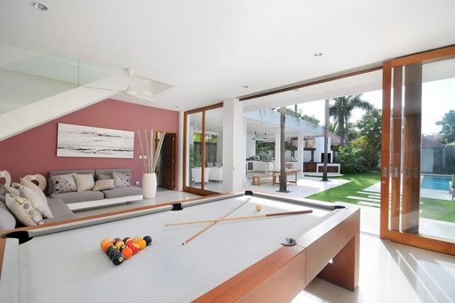 4 Bedrooms Villa for Monthly Rent & Freehold Sale in Canggu-berawa, 4-bed villa for rent in Canggu – photo 9 of 15