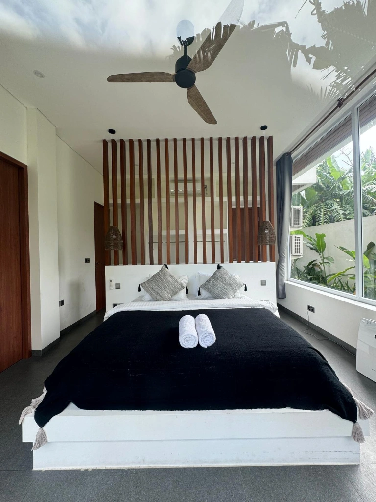 Sheba Residence – Ultra Luxury 4+1BR Big Garden Big Pool Designer Villa, 5-bed villa for rent in Canggu – photo 6 of 15
