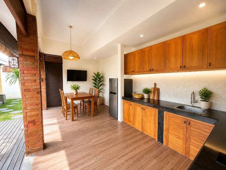 New Renov 3 Bedroom Canggu - Open Sublease, 3-bed villa for rent in Canggu – photo 3 of 15