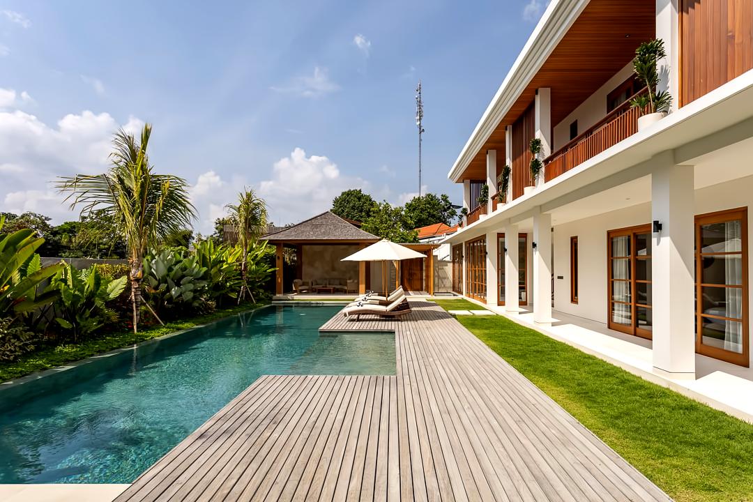 4-bed villa for rent in Pererenan
