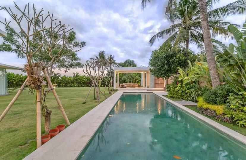 5BEDROOMS VILLA FOR SALE LOCATION BABAKAN CANGGU