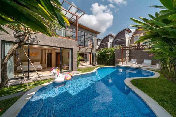4-bed villa for sale in Canggu