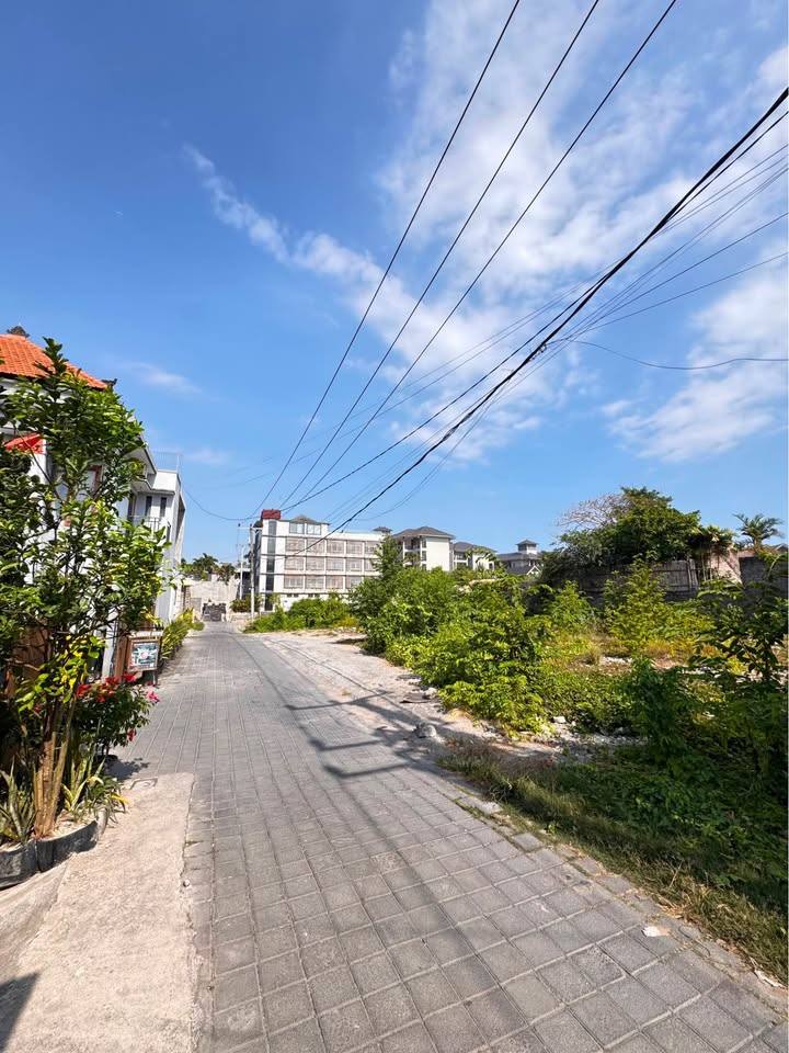 Land for sale in Seminyak