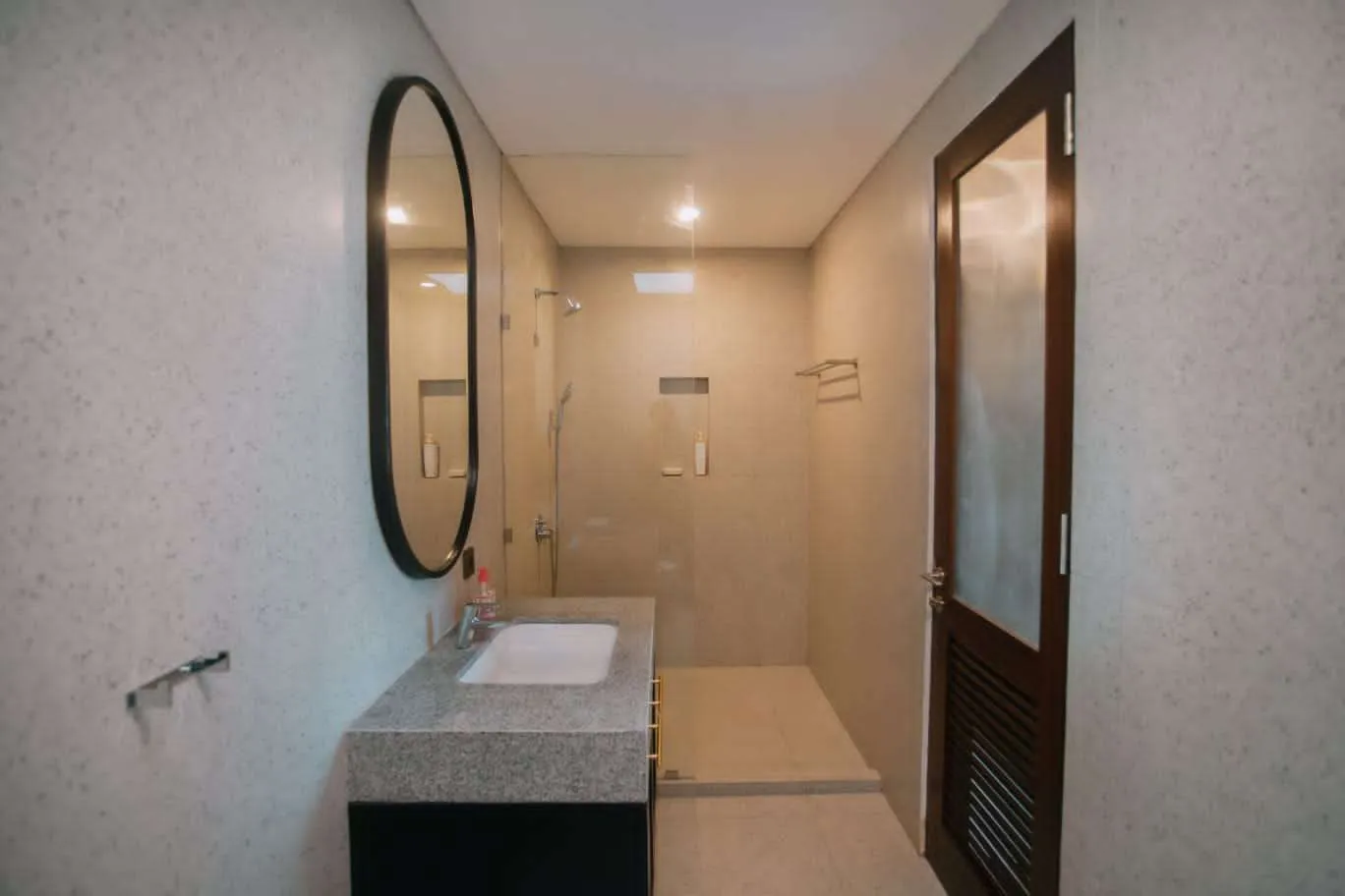 2 Bedroom Villa Furnished in Tumbakbayuh Pererenan, 2-bed villa for rent in Pererenan – photo 10 of 15