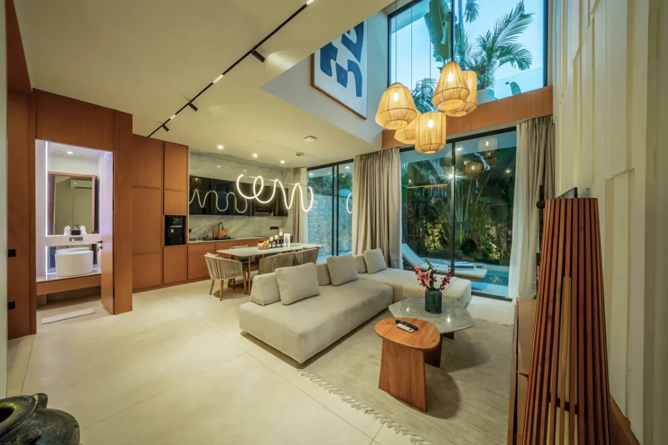 2 Bedroom Luxury Villa in Canggu Padonan, 2-bed villa for rent in Canggu – photo 10 of 15