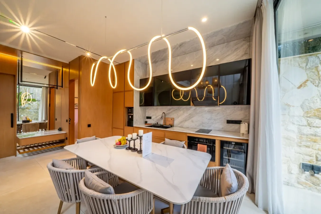 2 Bedroom Luxury Villa in Canggu Padonan, 2-bed villa for rent in Canggu – photo 7 of 15