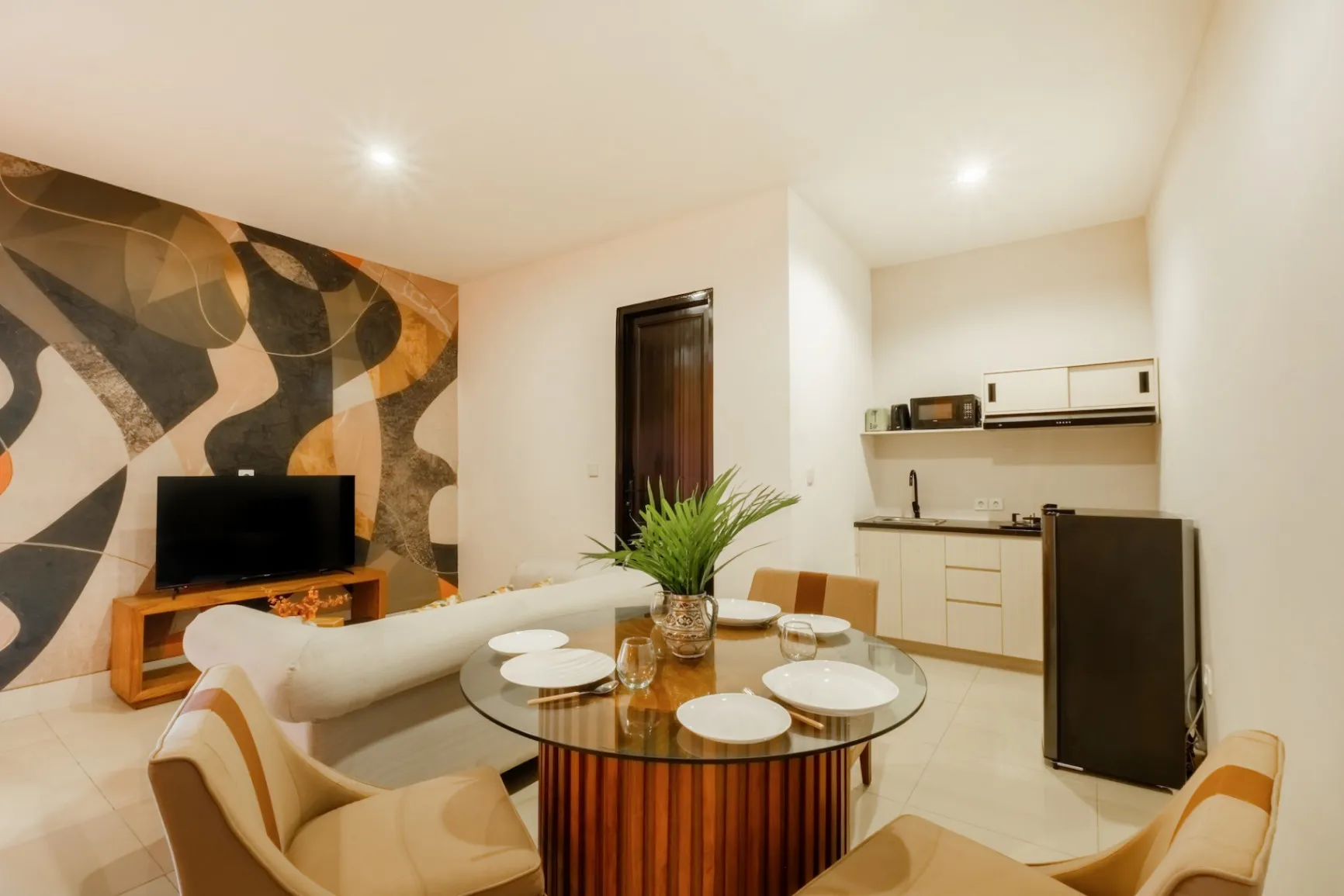 1 Bedroom Apartment Seminyak, 1-bed villa for rent in Seminyak – photo 4 of 13