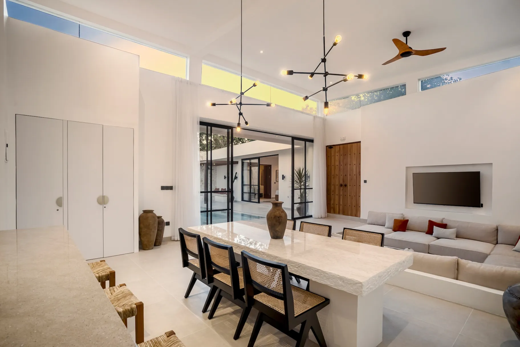Apricot House - Exquisite 3BD Pool House Close to the Beach, 3-bed villa for rent in Uluwatu – photo 11 of 13