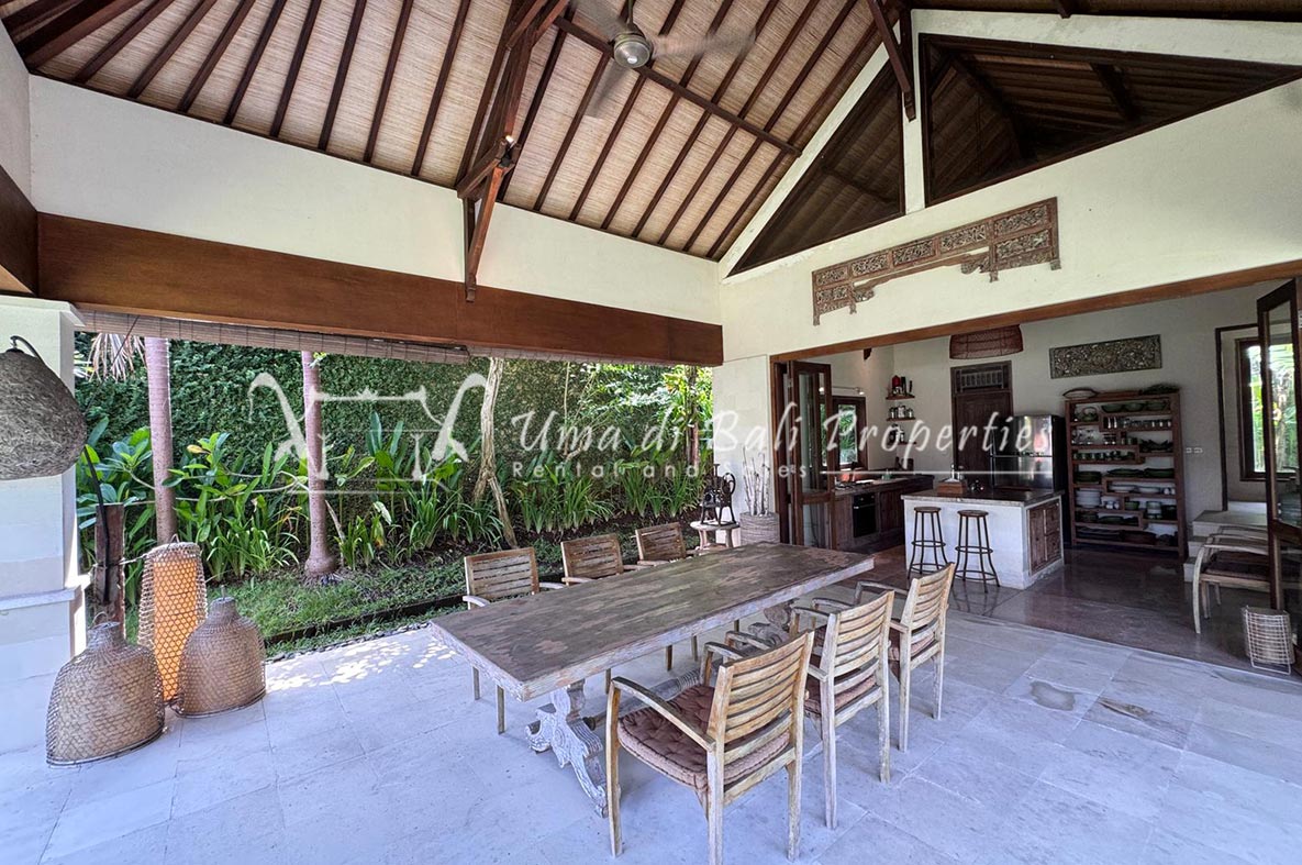 Villa Indiana Berawa, 4-bed villa for sale in Canggu – photo 11 of 15