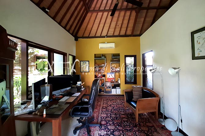 Villa Botol Umalas, 4-bed villa for sale in Umalas, Canggu – photo 12 of 15