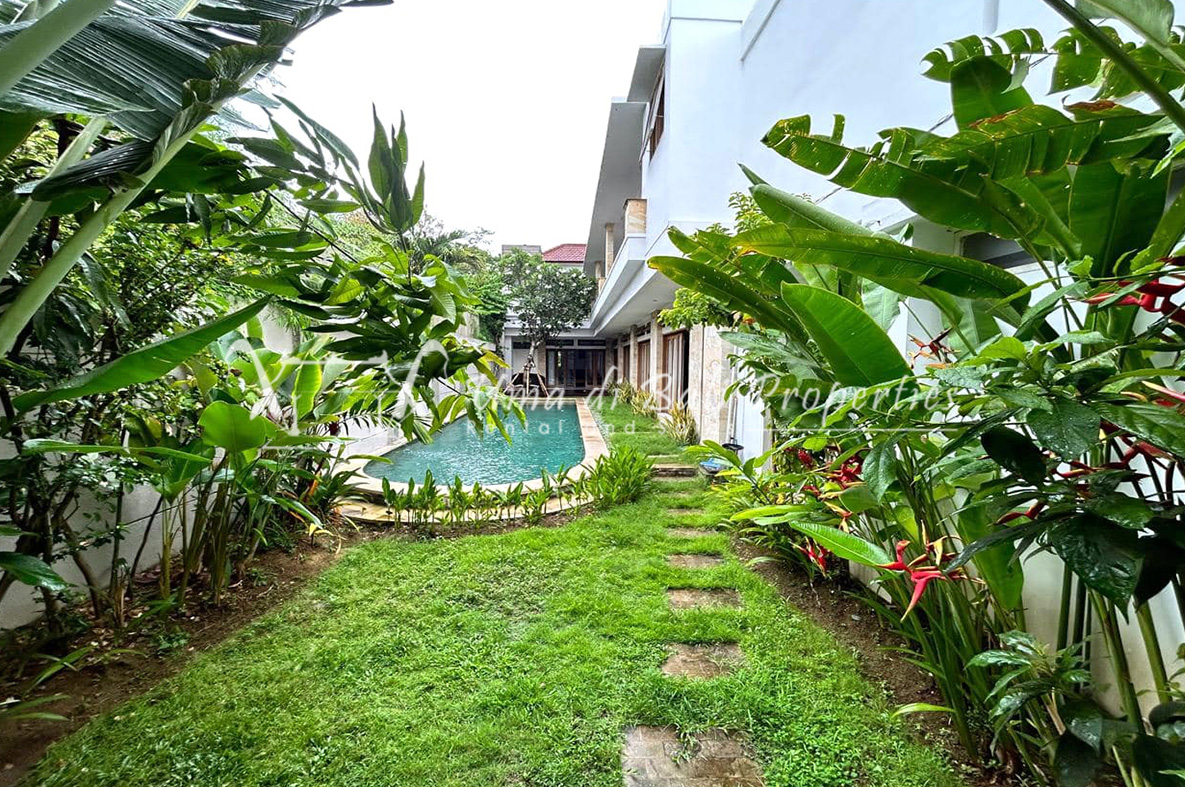 Villa Estonia Seminyak, 4-bed villa for sale in Seminyak – photo 3 of 15