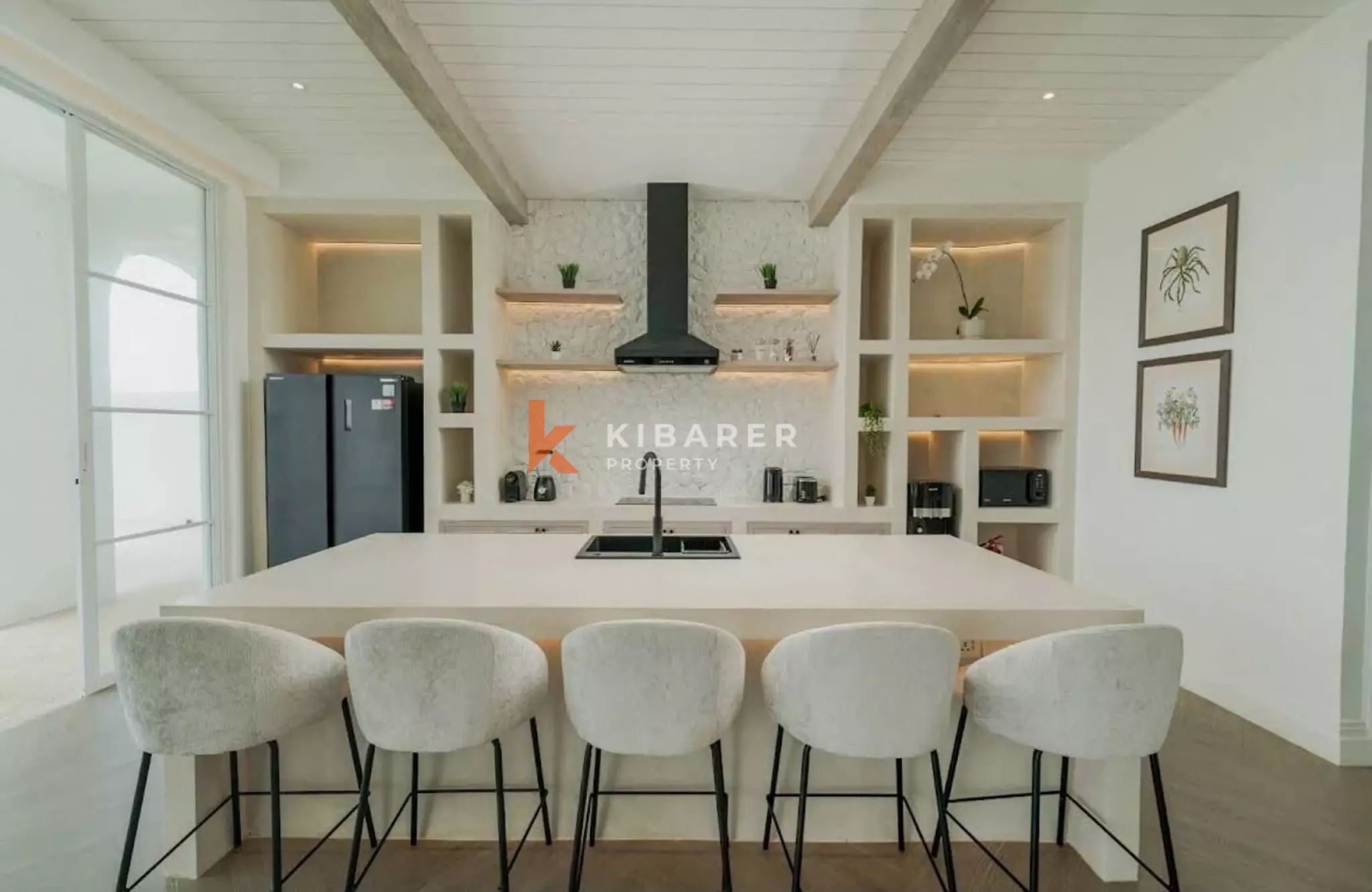 Ocean View Four Bedroom Villa with Rooftop Entertaining Area in Ungasan, 4-bed villa for rent in Uluwatu – photo 6 of 15