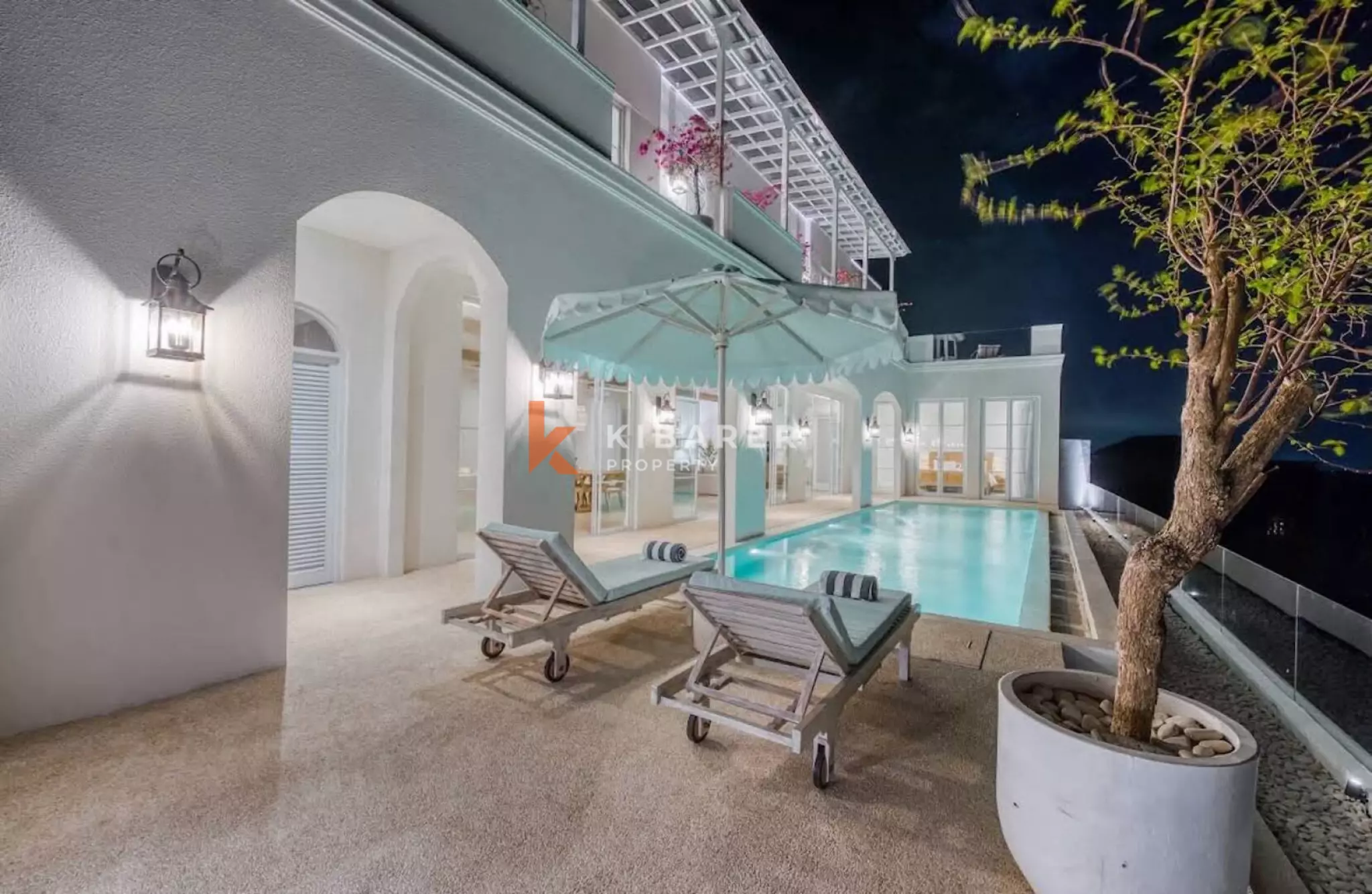 Ocean View Four Bedroom Villa with Rooftop Entertaining Area in Ungasan, 4-bed villa for rent in Uluwatu – photo 14 of 15
