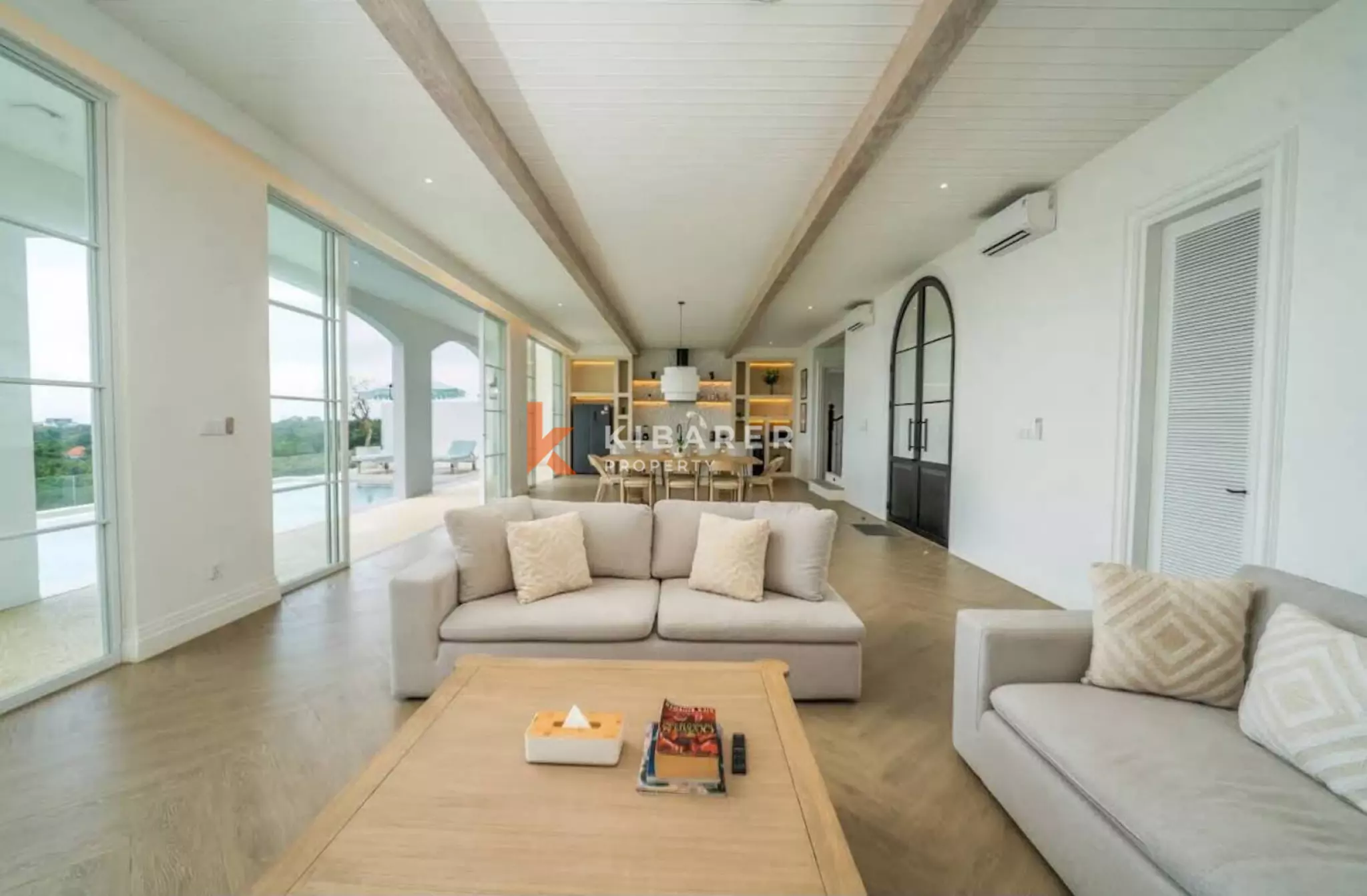 Ocean View Four Bedroom Villa with Rooftop Entertaining Area in Ungasan, 4-bed villa for rent in Uluwatu – photo 2 of 15