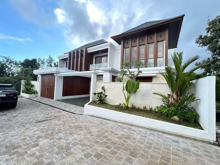 4-bed villa for sale in Bali